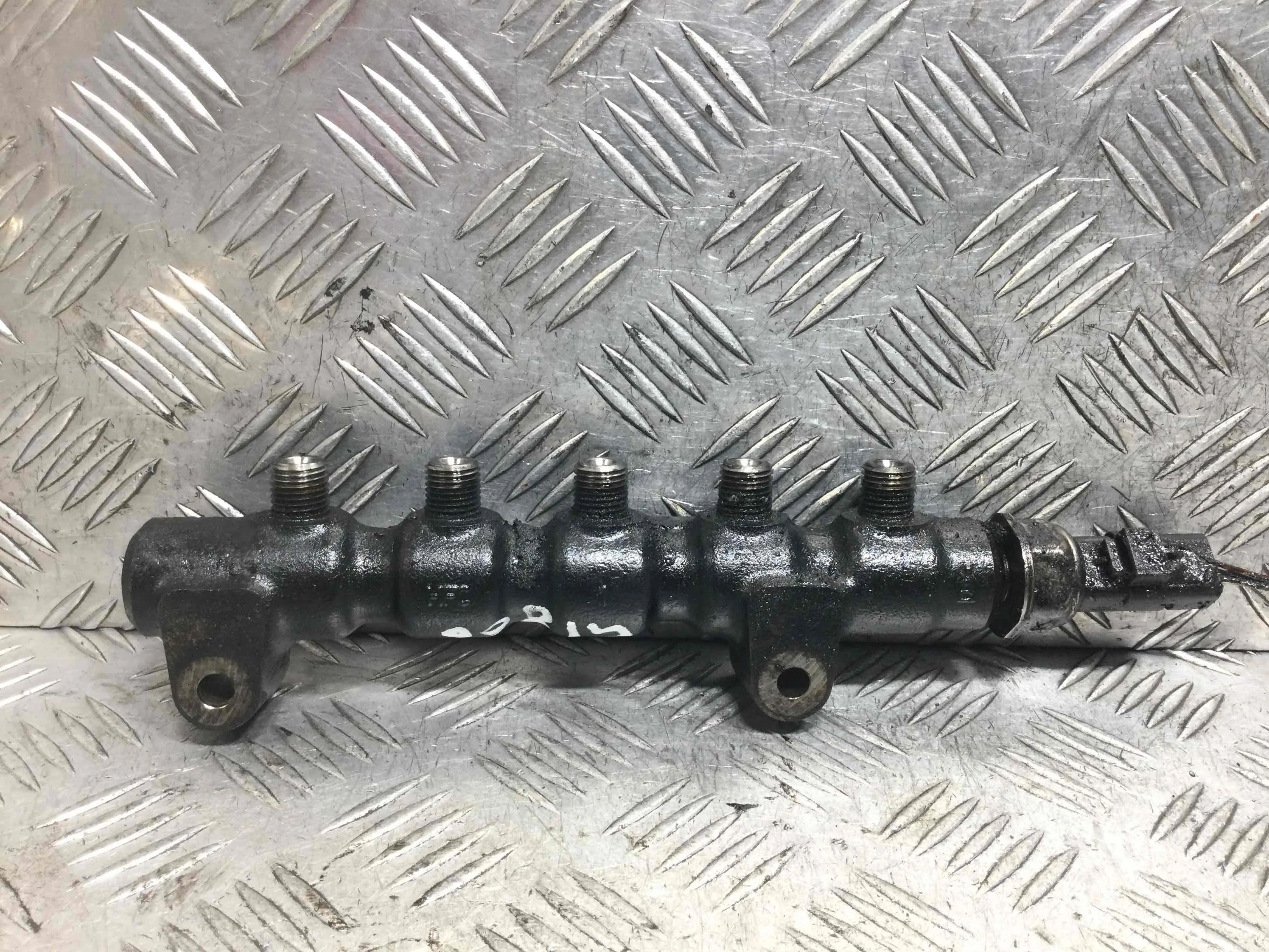 Топливная рампа Citroen C4 1 поколение 2004 - 2008 дизель 1.6 HDi Механика Х/б