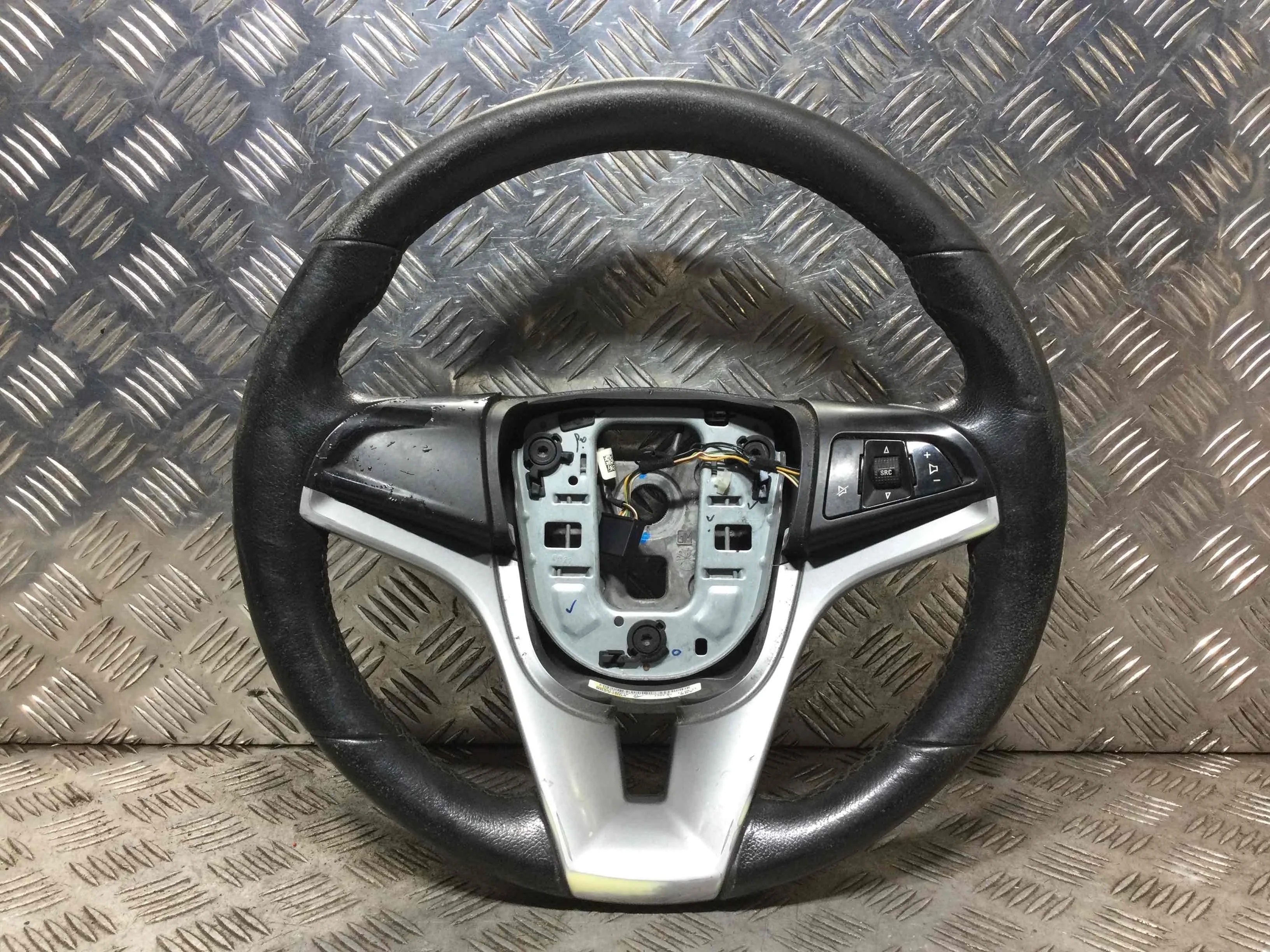Руль Chevrolet Orlando Orlando 2009 - 2015 дизель 2.0 CRD Автомат Кроссовер