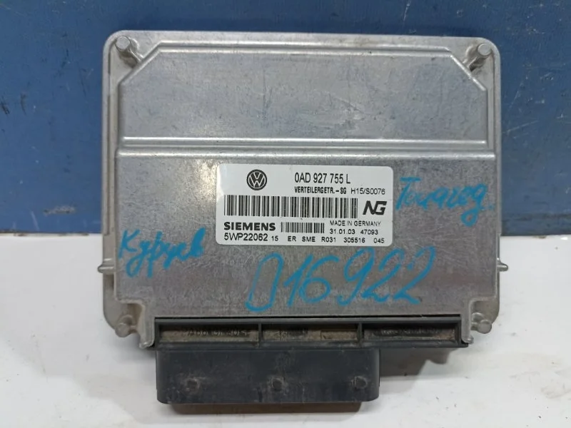 Блок управления раздаточной коробкой Volkswagen Touareg 2003 0AD927755L