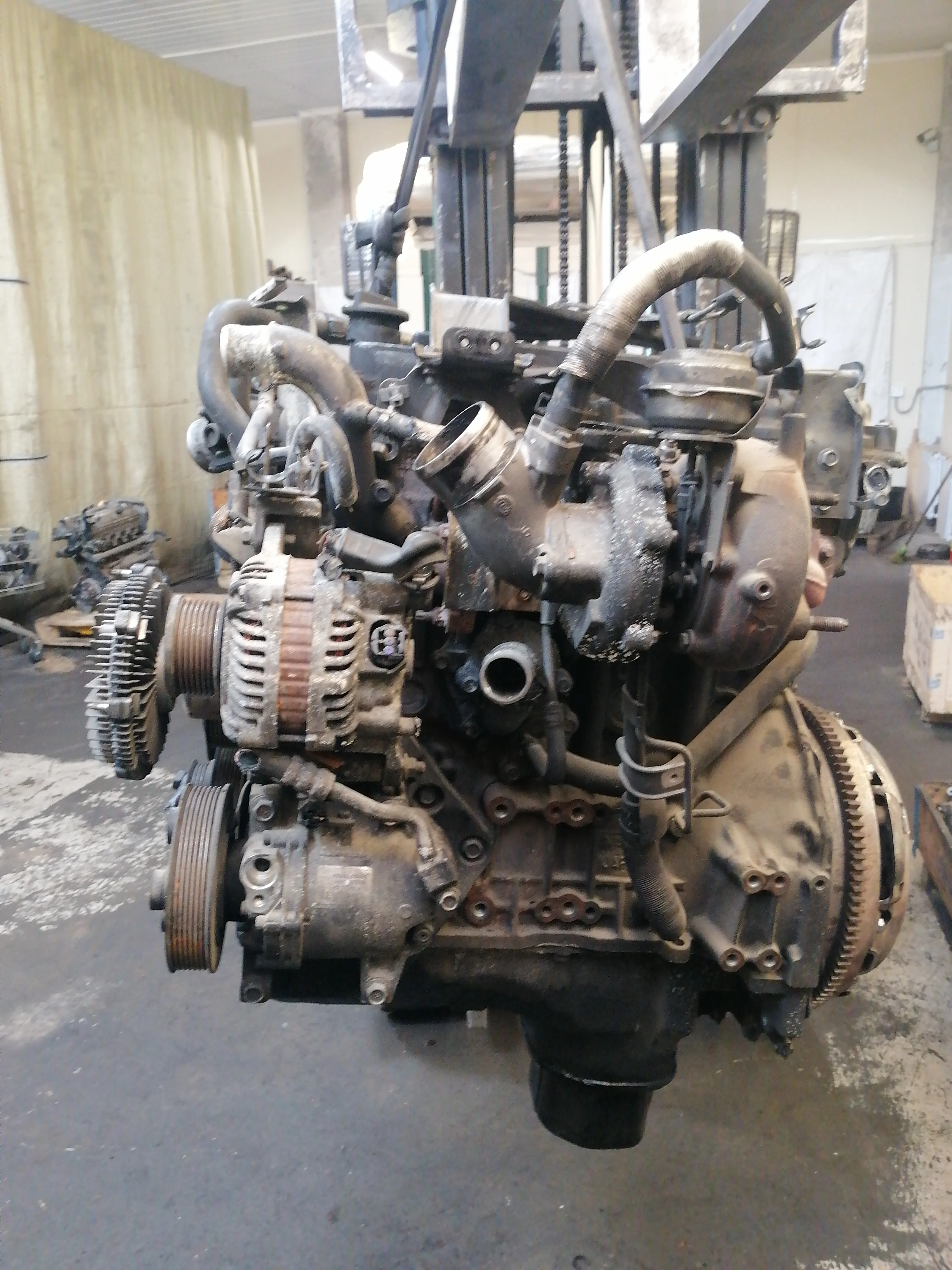 Двигатель Дизель Nissan YD25