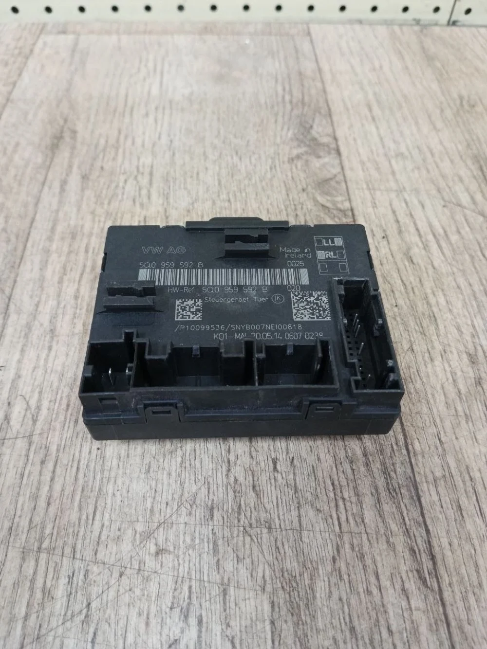 Блок управления дверью Audi A3 8V 5Q0959592B A3 8V (2012—2016) 8VS
