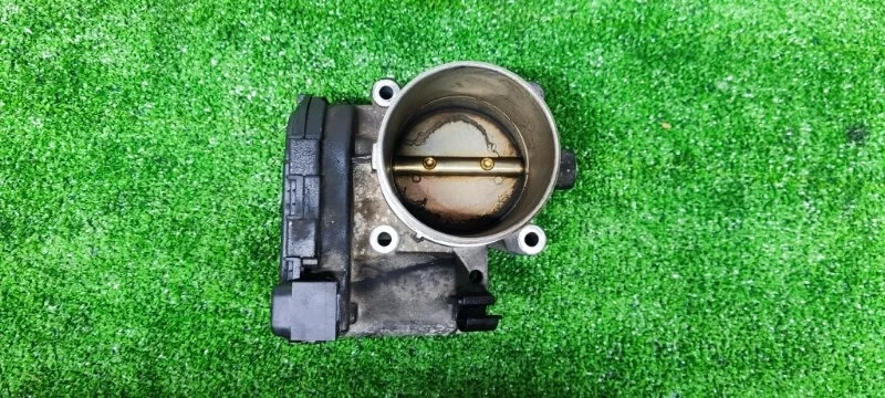 Дроссельная заслонка Volvo S60 2007 8677866 B5254T2