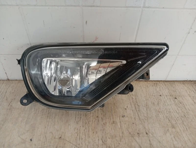 Фара противотуманная VOLKSWAGEN TOUAREG 2014 2015 2016 2017 2018