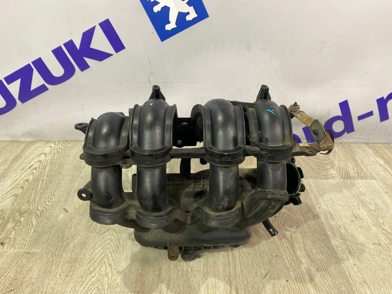 Коллектор впускной FORD FOCUS 3 2011