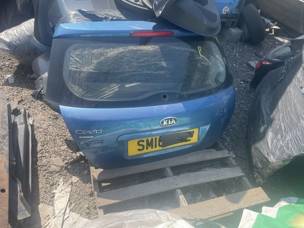 крышка багажника kia ceed ed