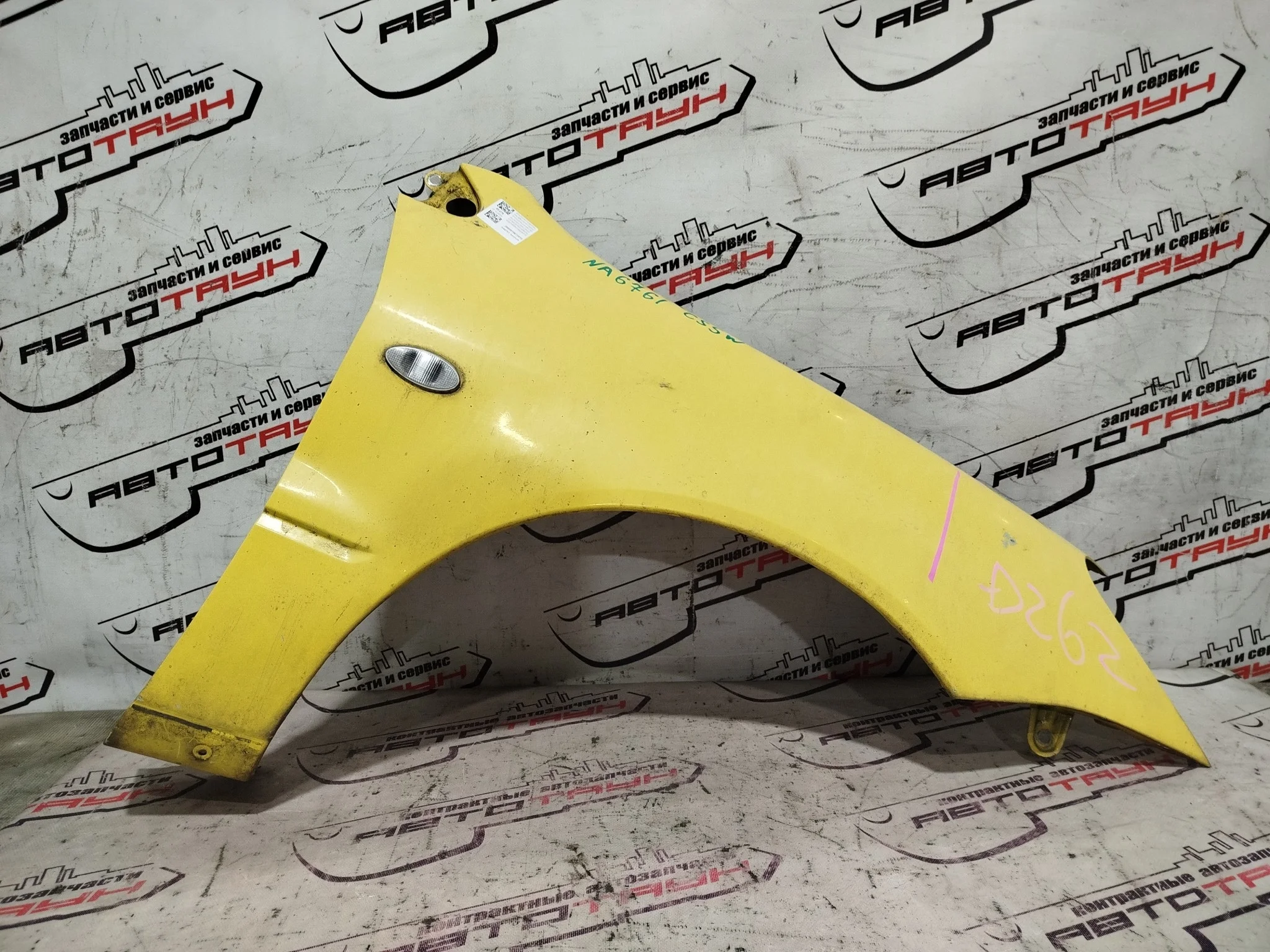 КРЫЛО MITSUBISHI LANCER CS1A CS2A CS2W CS3A CS3W CS5A CS5W CS6A CS6W CS7A CS7W CS9W 5220A734 MN150624 ПЕРЕДНЕЕ ПРАВОЕ желтый, Y01 NA6761