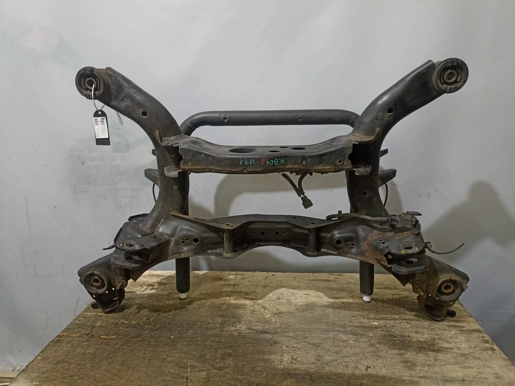 БАЛКА ПОДВЕСКИ ЗАДНЯЯ NISSAN PRESAGE TEANA J31 PJ31 PU31 TU31 ЗАДНЯЯ 2WD 554009Y00A KB098