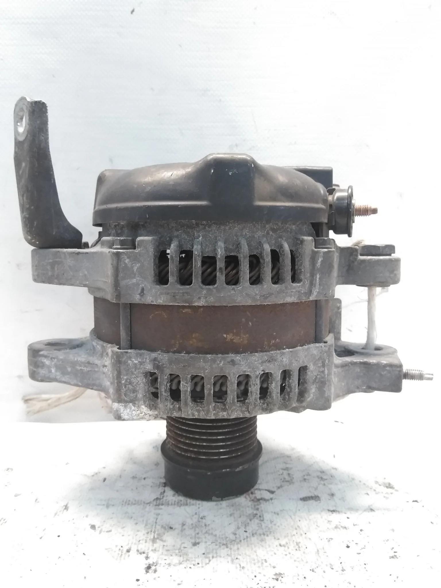 ГЕНЕРАТОР TOYOTA LEXUS 2GR-FSE 3GR-FSE 4GR-FSE ... IS300H IS350 IS350C MARK X ... GSE20 GSE21 GSE25 GSE26 2706031040 КВАДРАТНАЯ ФИШКА 4 КОНТАКТА 130A D4155