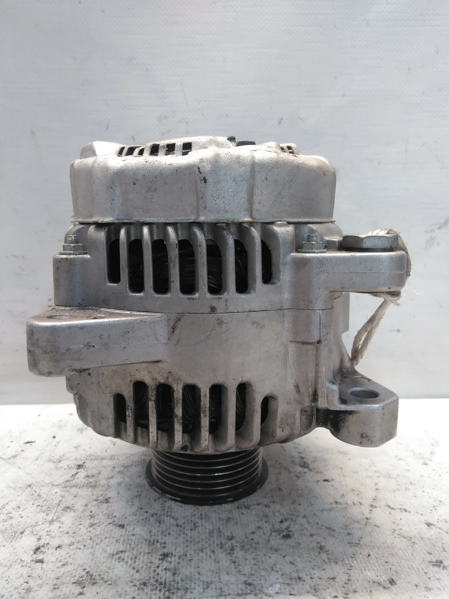 ГЕНЕРАТОР TOYOTA 1AZ-FE 2AZ-FE AVENSIS VERSO ESTIMA PREVIA TARAGO ACM20 ACR30W ACR40W 2706028070 КВАДРАТНАЯ ФИШКА 4 КОНТАКТА 100A D4178