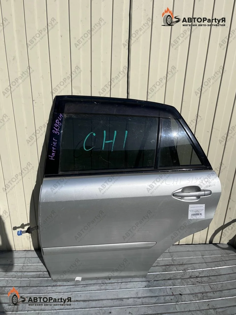 Дверь задняя левая Toyota Harrier XU30