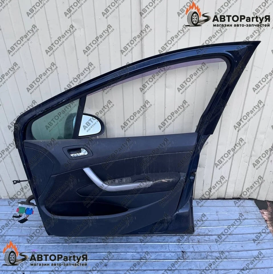 ДВЕРЬ PEUGEOT 308 1 пок. передняя правая