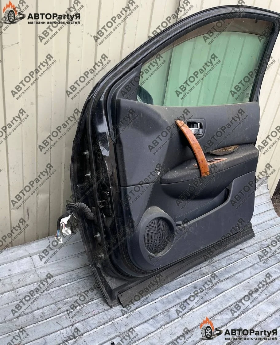 Дверь передняя правая NISSAN Qashqai J10