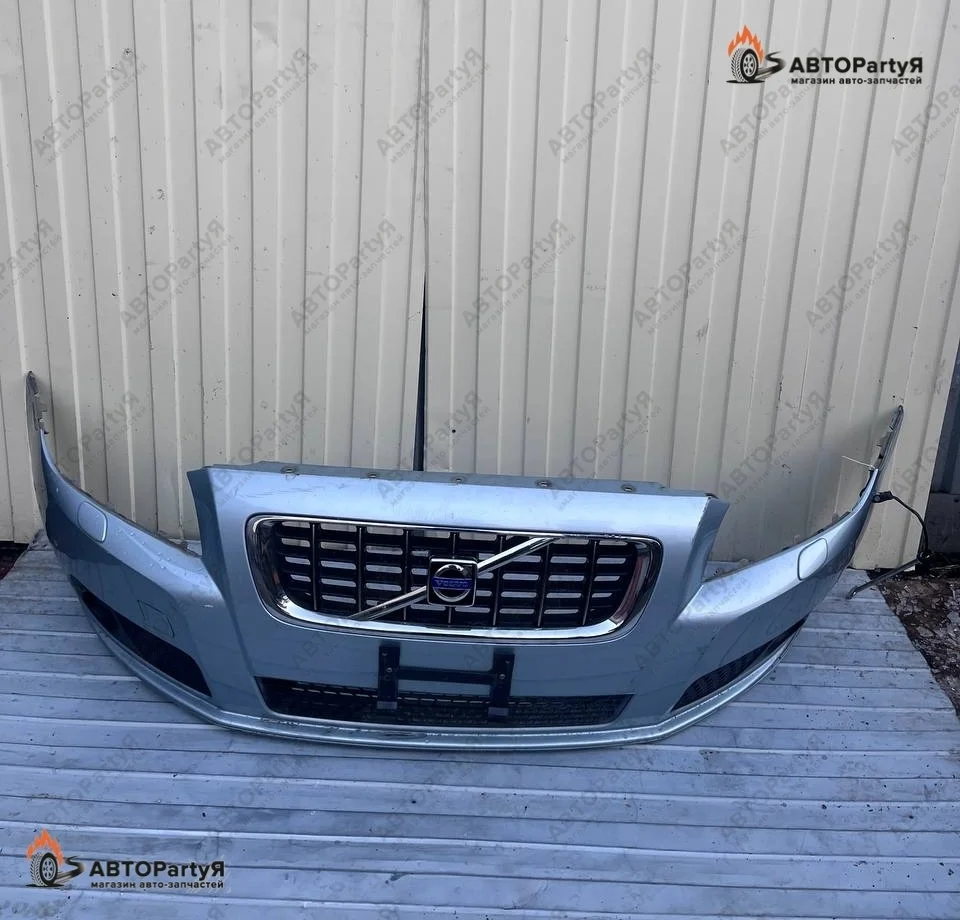 Бампер передний Volvo (Вольво) V70 3 поколение рестайлинг голубой