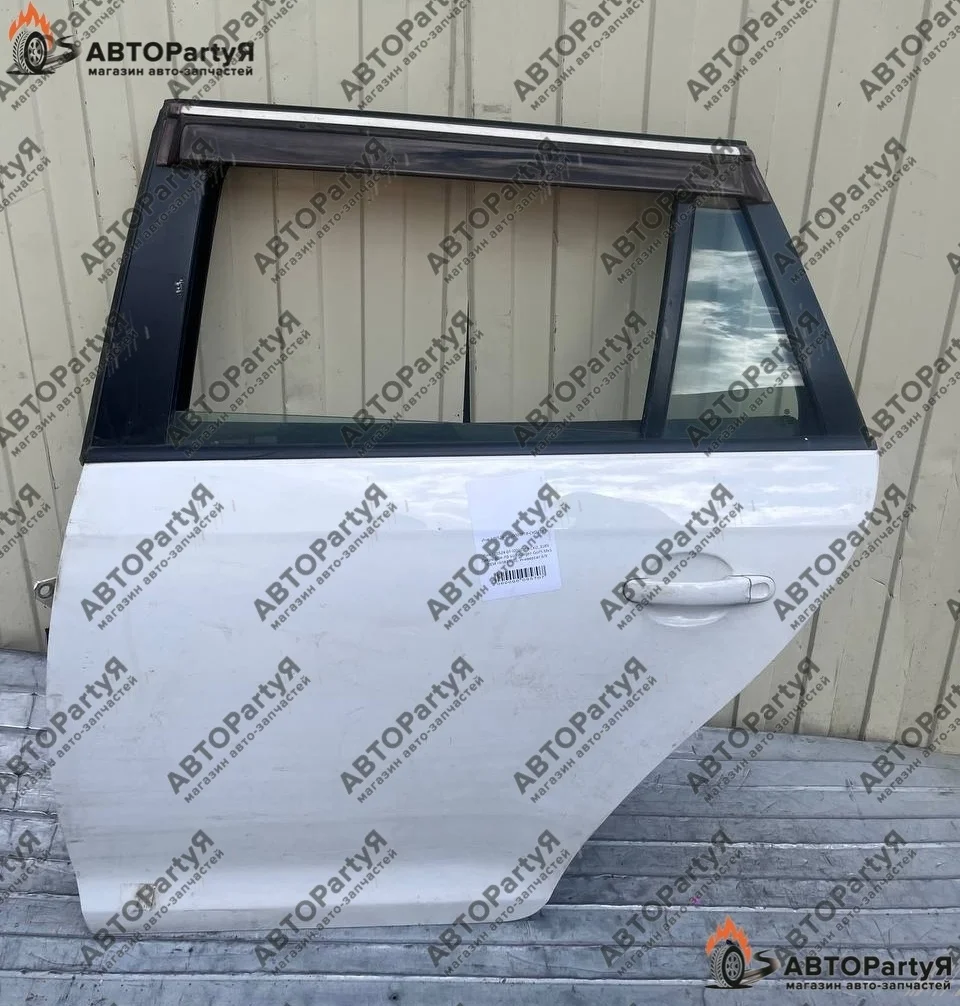 Дверь задняя левая Volkswagen Golf5 Универсал