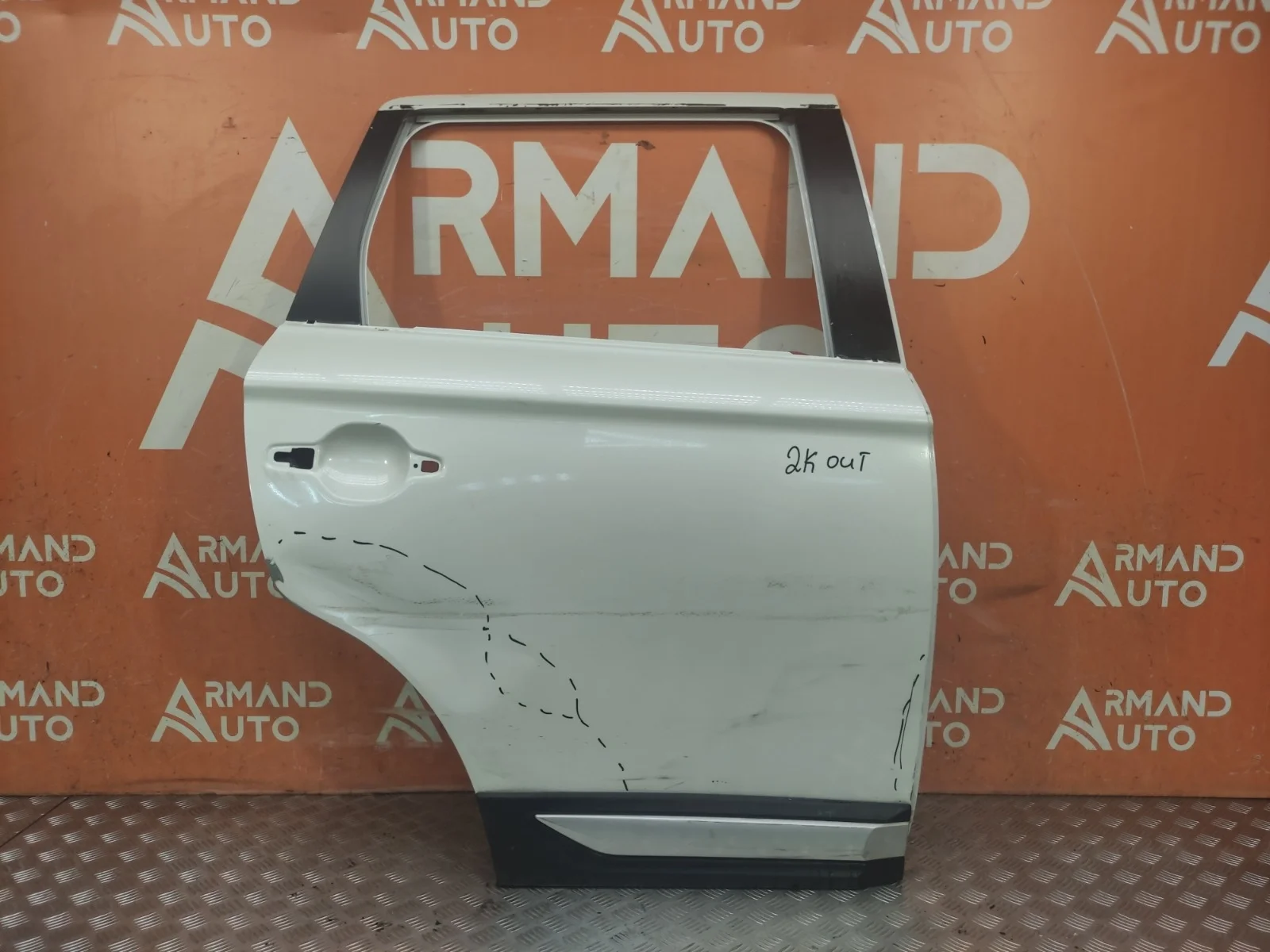 Дверь Mitsubishi Outlander 2015-нв 3