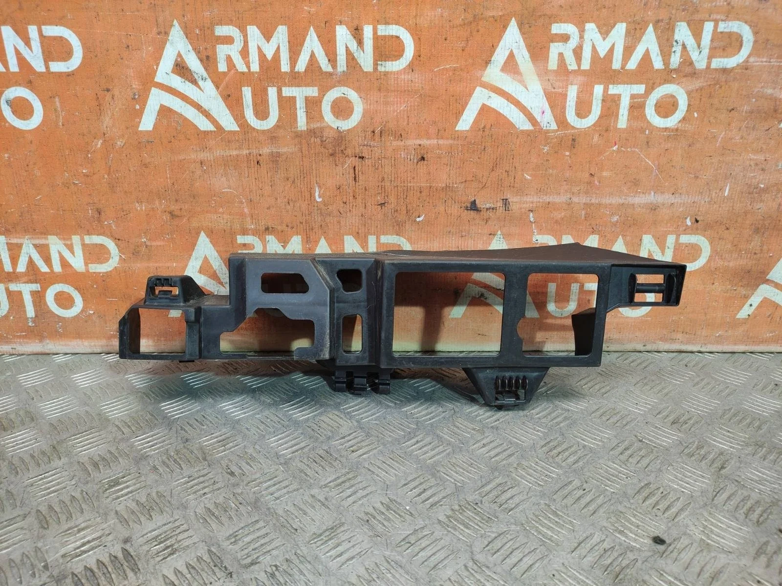 Абсорбер бампера Renault Sandero 2013-2022