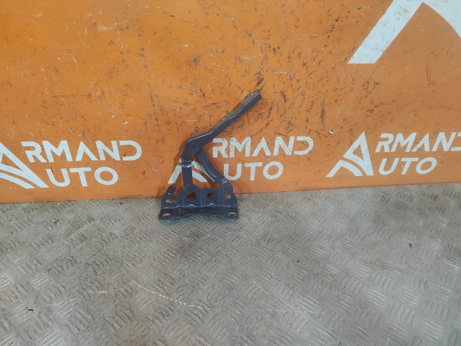 Петля капота Hyundai Tucson 2015-2021 3