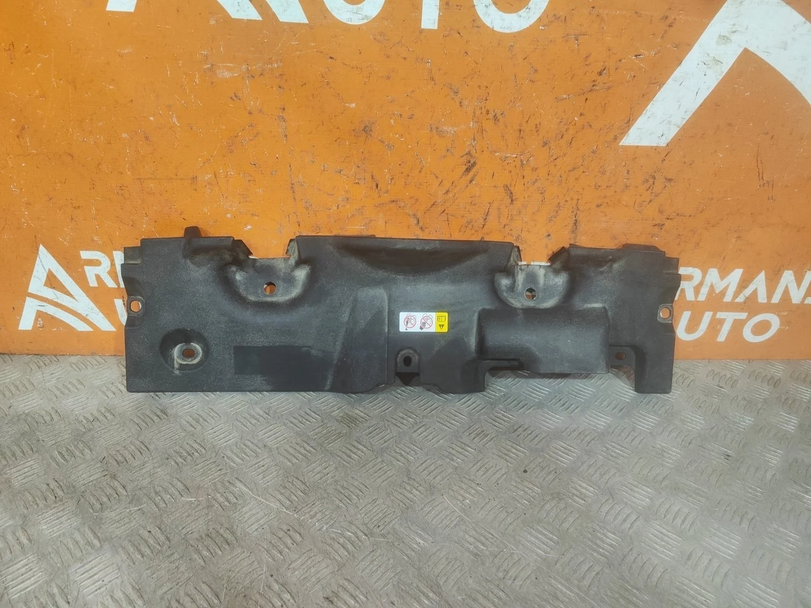 Кожух замка капота Toyota RAV4 2018-нв 5 XA50