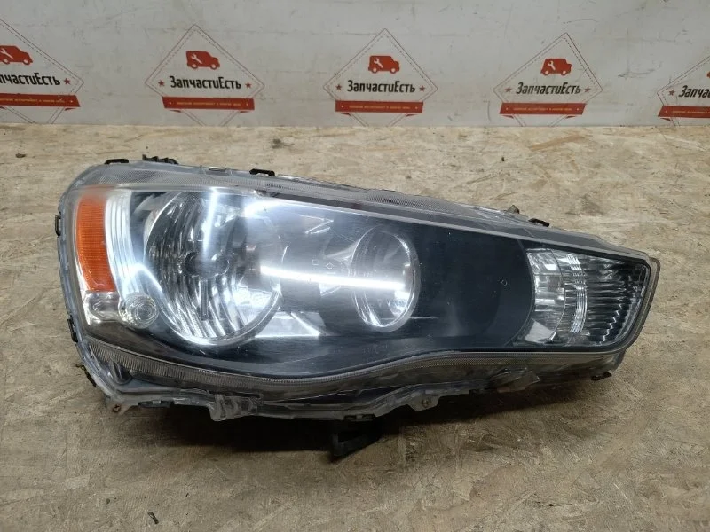 Фара правая Mitsubishi Outlander 2 2009-2012 8301C408 XL