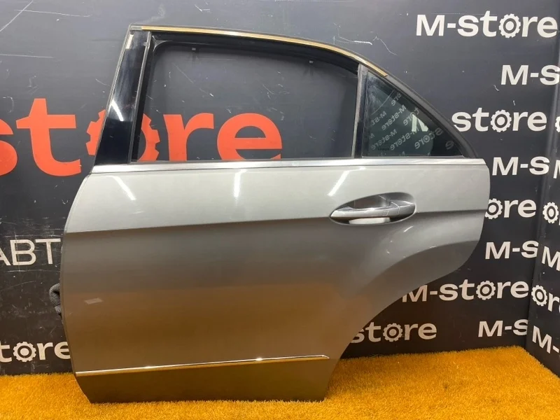 Дверь Mercedes-Benz -class 2009 W212