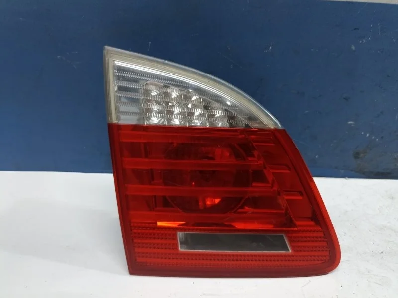 Фонарь внутренний Bmw 5-Series 2008 63217177697, задний левый