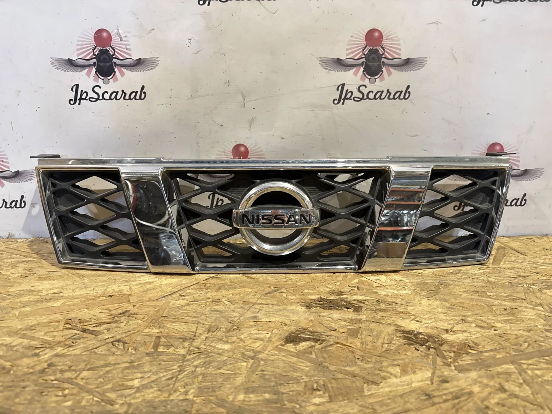 Решетка радиатора Nissan X-Trail T31