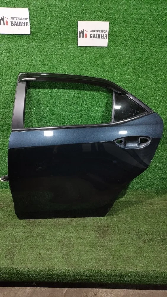 Дверь Toyota Corolla 2013 180