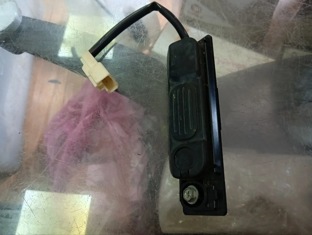 Кнопка открытия багажника Mitsubishi ASX 2010-2020