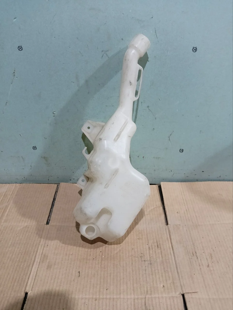 Бачок омывателя Honda Civic 8 2006-2011 4D