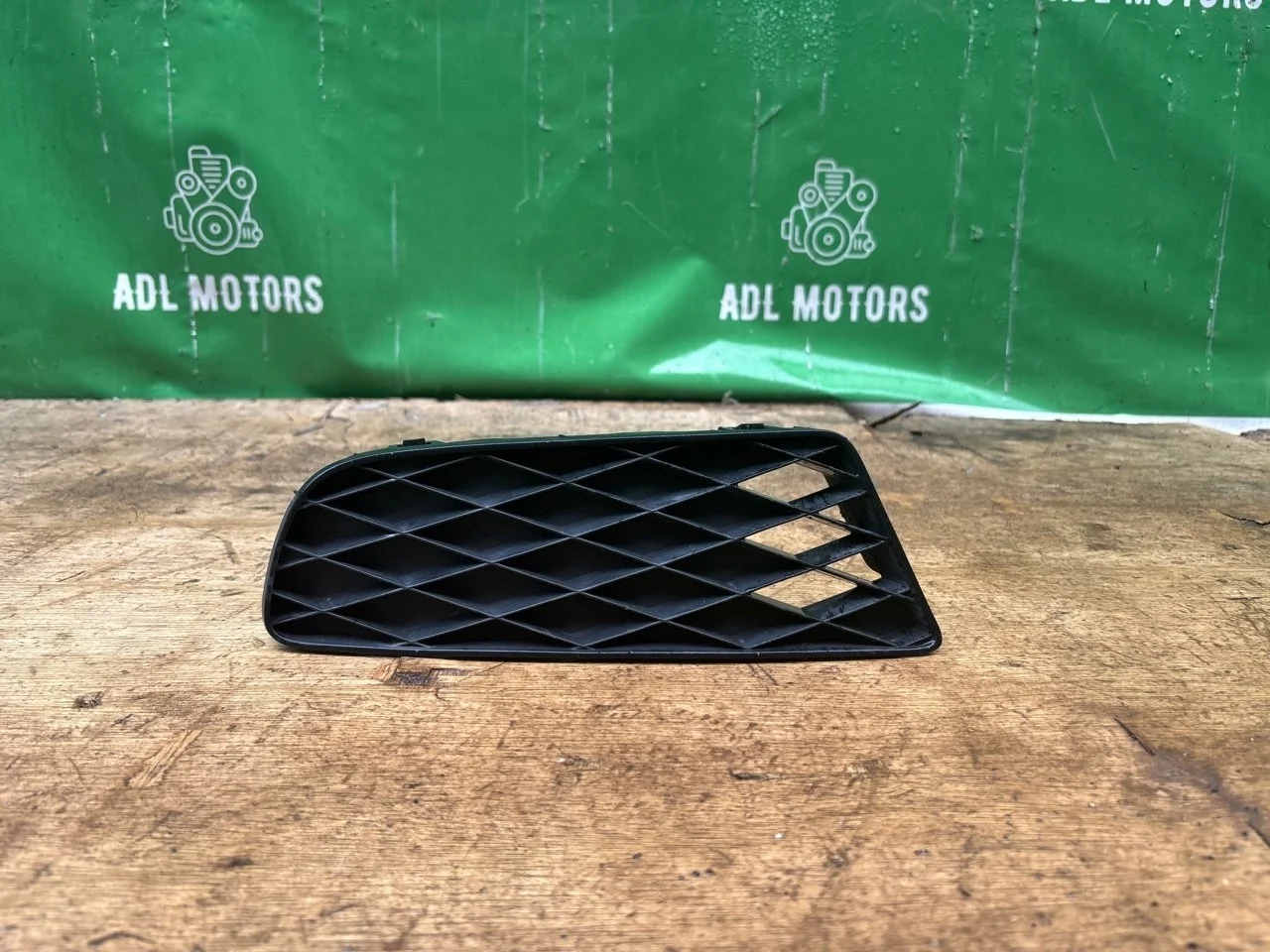 Заглушка птф Honda Civic 8 2009-2011 4D