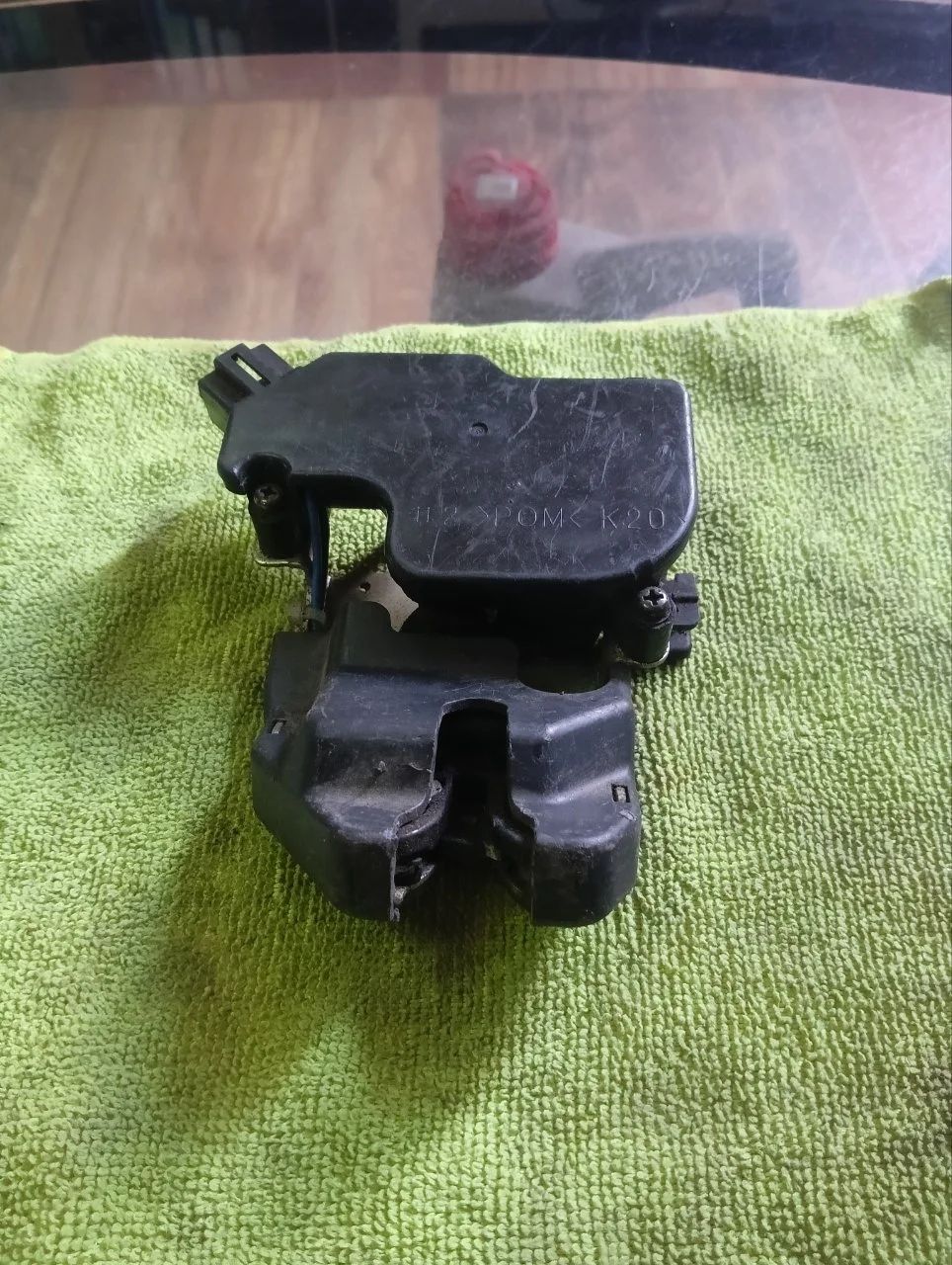 Замок багажника Honda Civic 8 2009-2011 4D