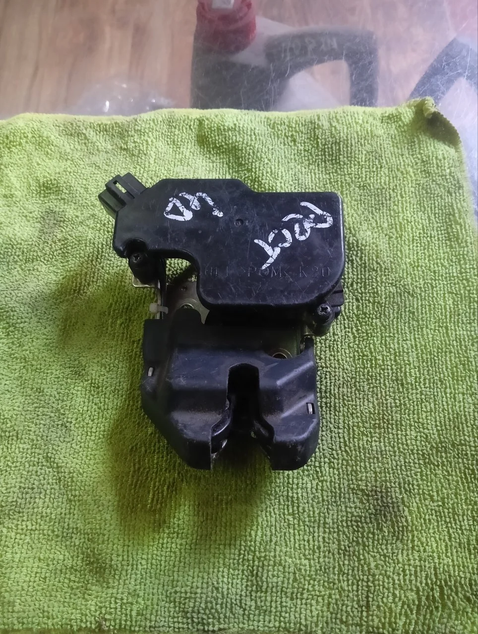 Замок багажника Honda Civic 8 2009-2011 4D