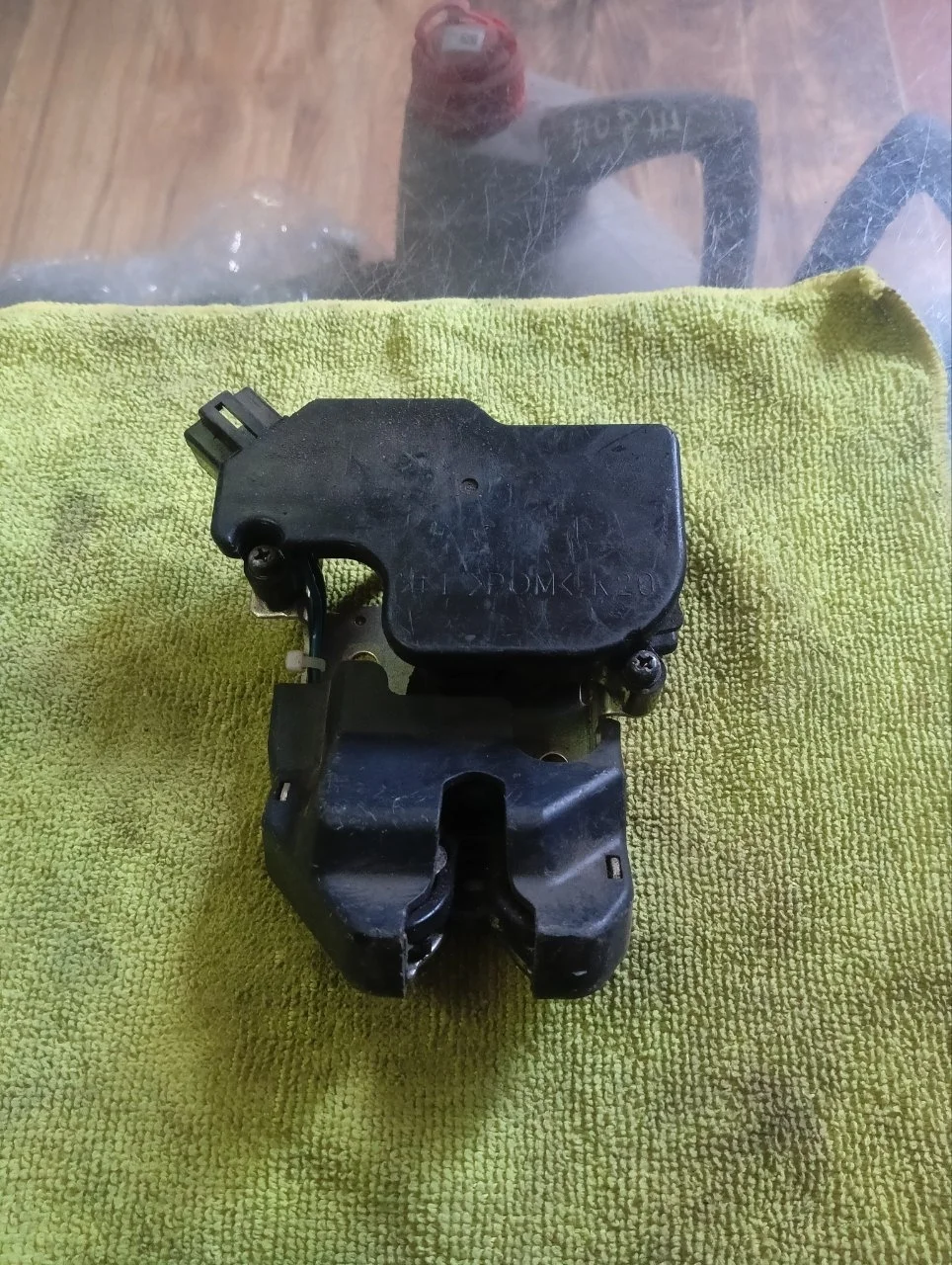 Замок багажника Honda Civic 8 2009-2011 4D