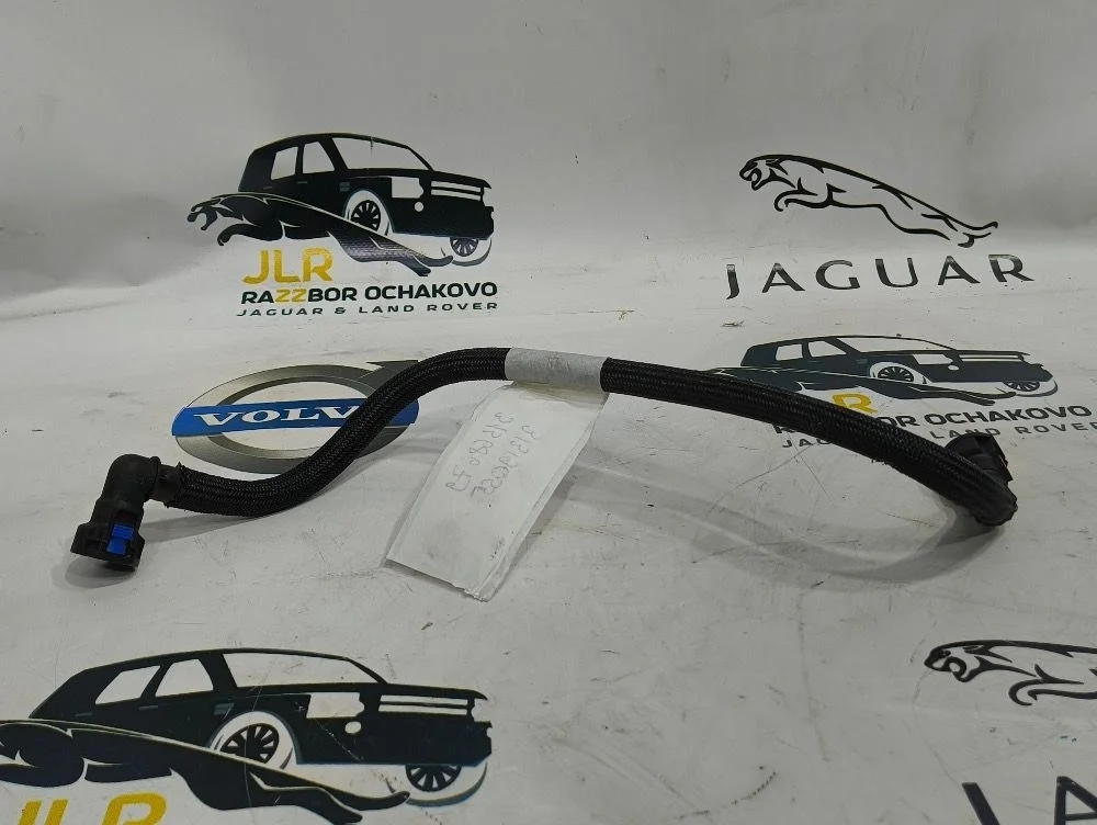 Tрубкa мacлoпpoвода оxлaдитeля АKПП Volvo S80 ХС70 XC60 I рестайлинг (2013—2017)