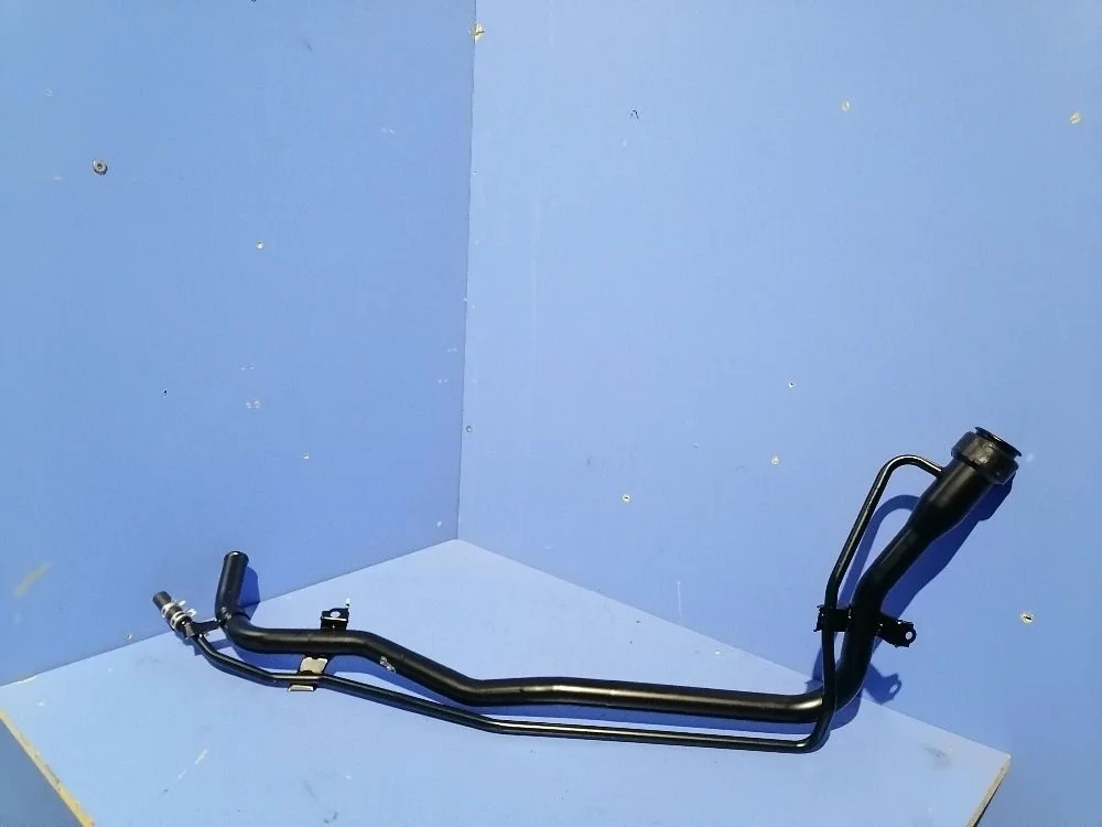 Горловина топливного бака Toyota Land Cruiser 200 (2007—2012) 7720160A90
