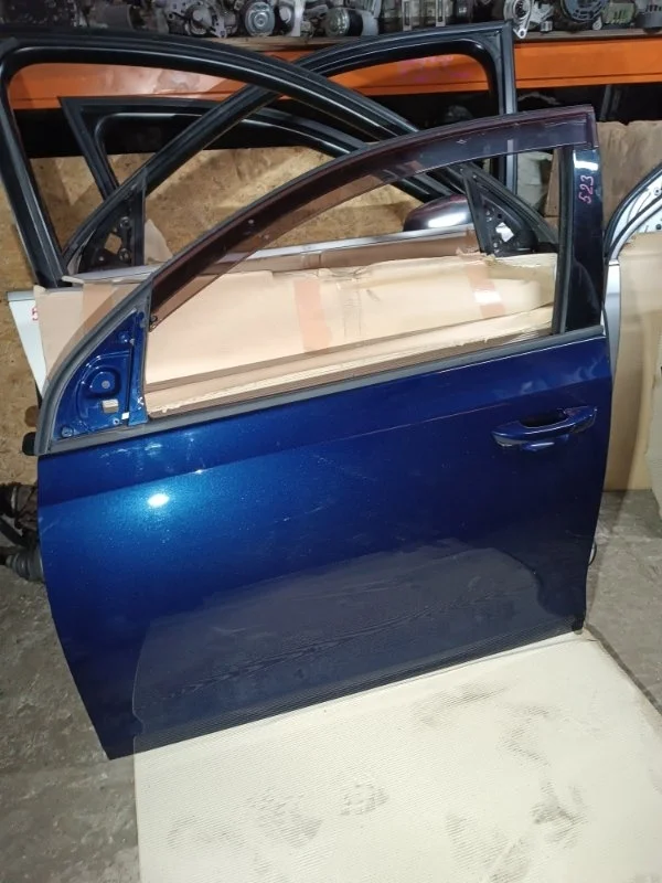 Дверь Volkswagen Golf 2011 5K1