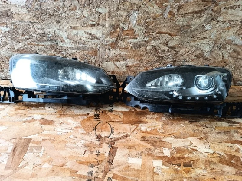 Комплект фар Volkswagen Polo 2011 5