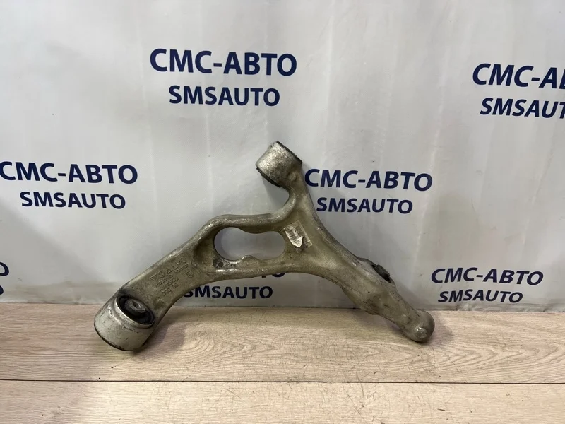 Рычаг нижний Volkswagen Touareg 7P0407152E NF 3.0 CGE, передний правый