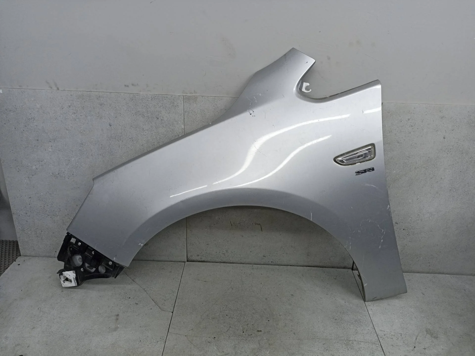 Крыло переднее левое Opel Astra J 2012 13302207