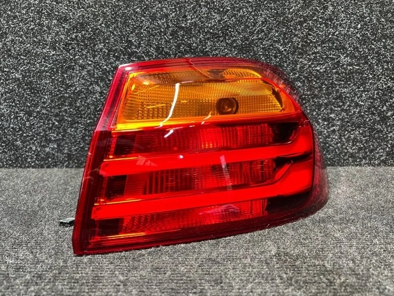 Фонарь Bmw 63217296098, задний правый