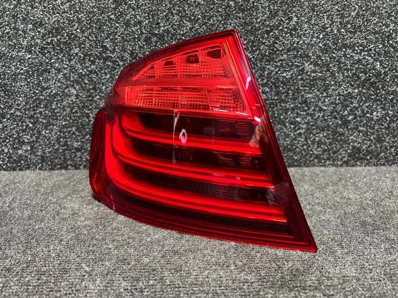 Фонарь Bmw 63217306161, задний левый