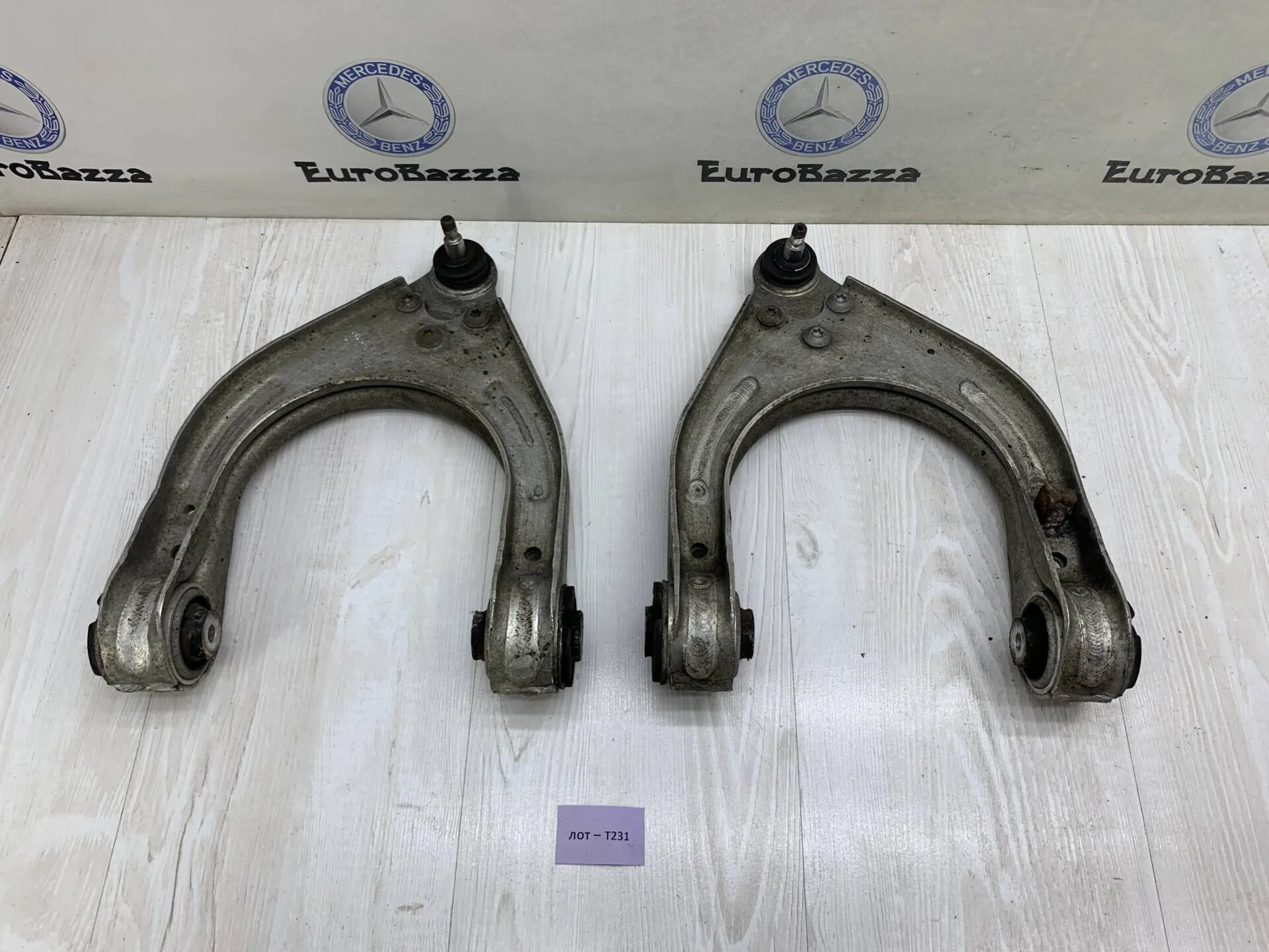 Передние верхние рычаги Mercedes W211