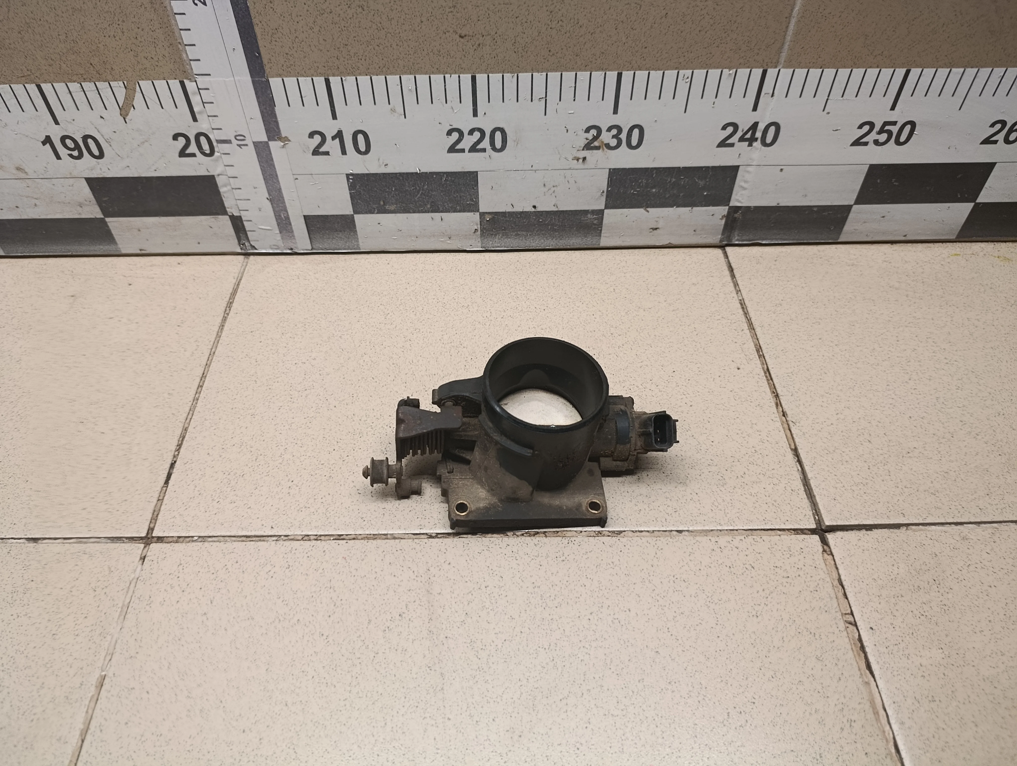 Заслонка дроссельная механическая Mondeo III 2000-2007