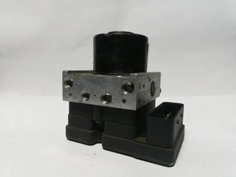 Блок abs Mazda 3 2003-2009 BK