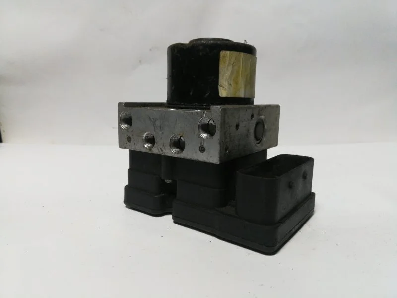 Блок abs Mazda 3 2003-2009 BK