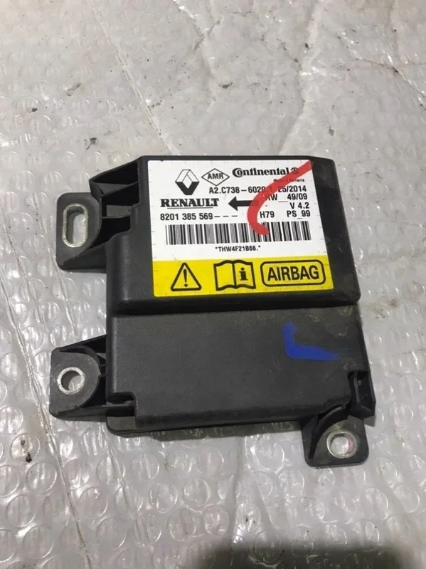Блок srs Renault Duster 2010-2015