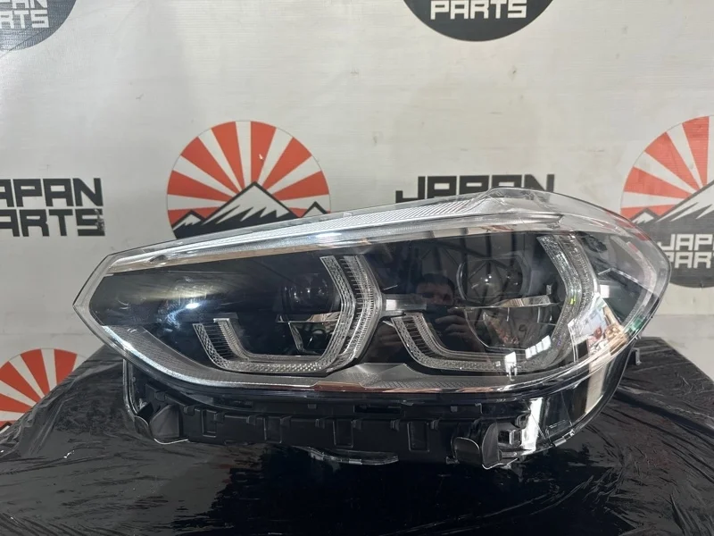 Фара BMW X3 2021 G01 G02