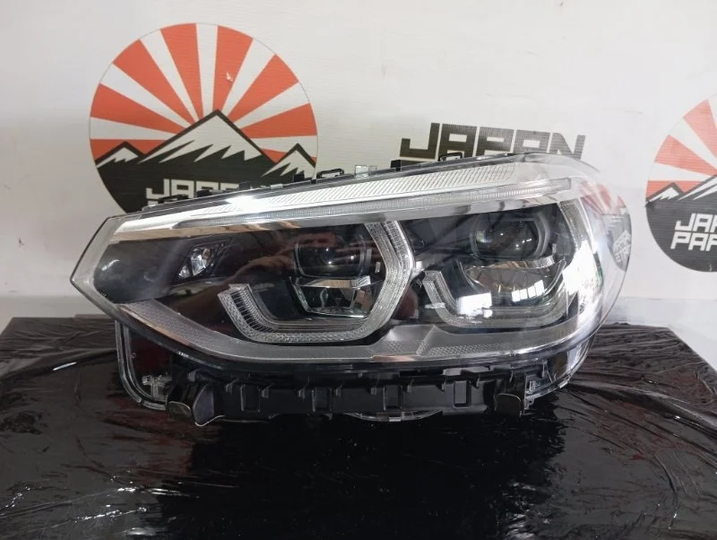Фара BMW X3 2021 G01 G02