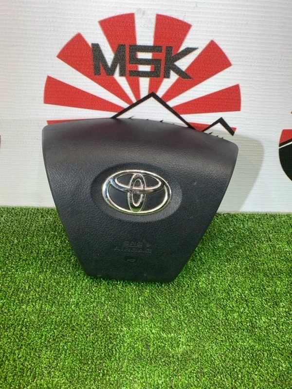 Аирбаг на руль Toyota Camry 50