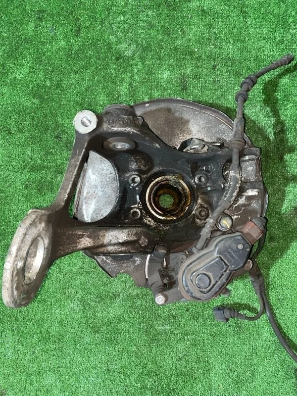 Цапфа Audi A5 8T